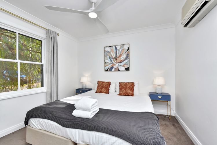 Villa 3br Bella Vista Villa located within Cypress Lakes Resort