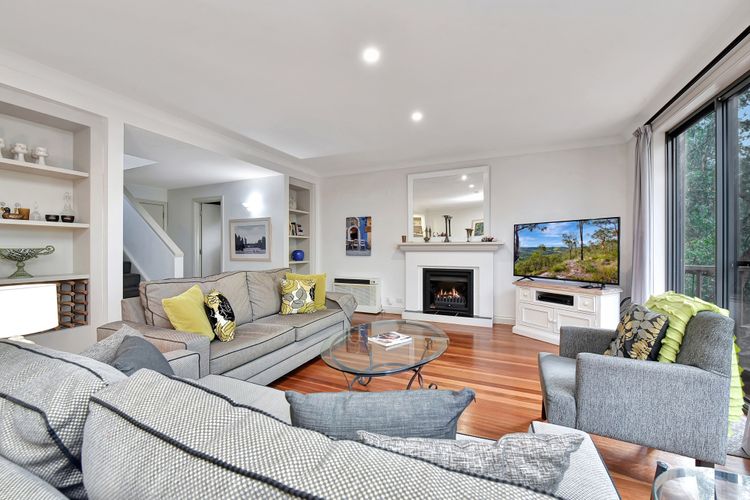 Villa 3br Chianti Villa located within Cypress Lakes Resort