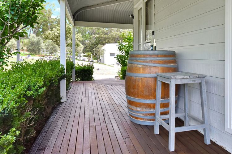 La Sila Homestead on Marrowbone – cutest cottage in the Hunter with killer views