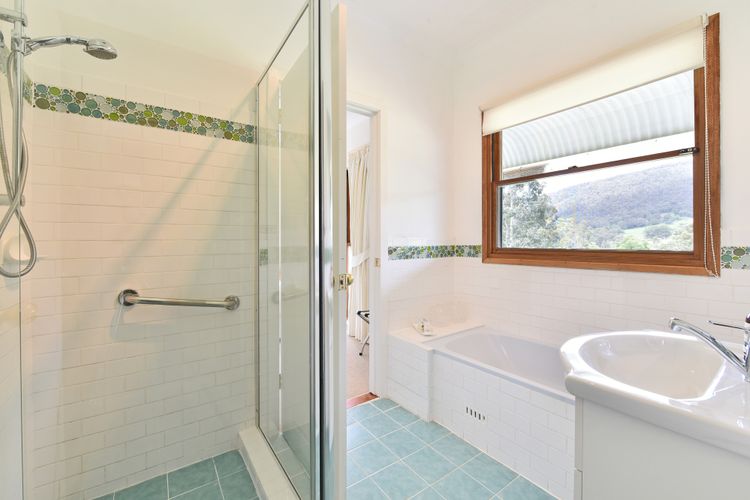 La Sila Homestead on Marrowbone – cutest cottage in the Hunter with killer views