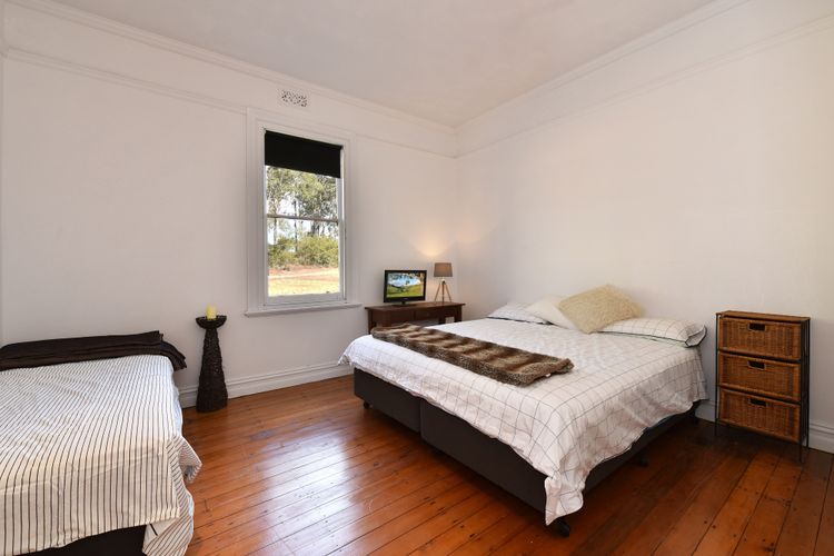 The Parson’s Vineyard Retreat – get amongst the vineyards in a historic home