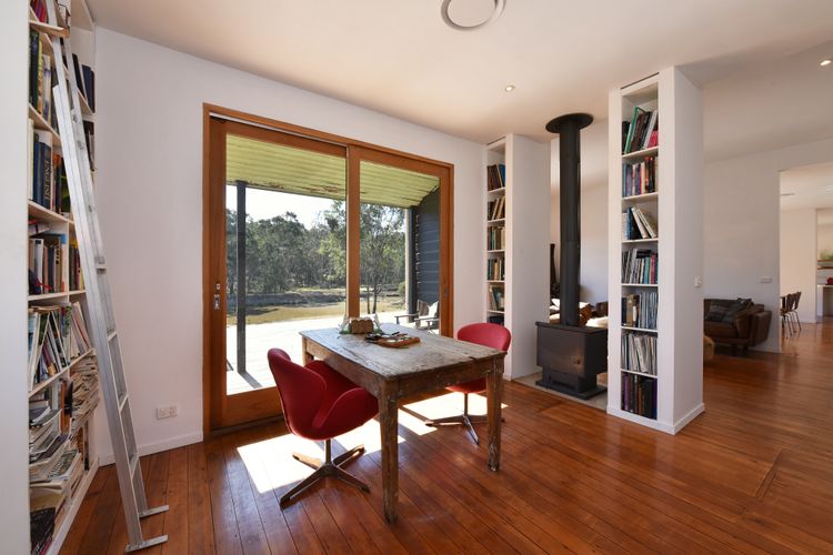 The Parson’s Vineyard Retreat – get amongst the vineyards in a historic home