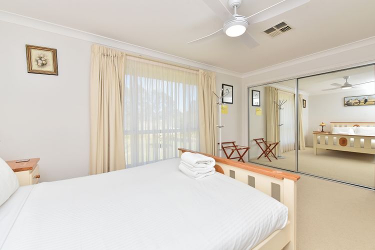 Noble Willow Homestead Lovedale. Super Spacious, with views and pool