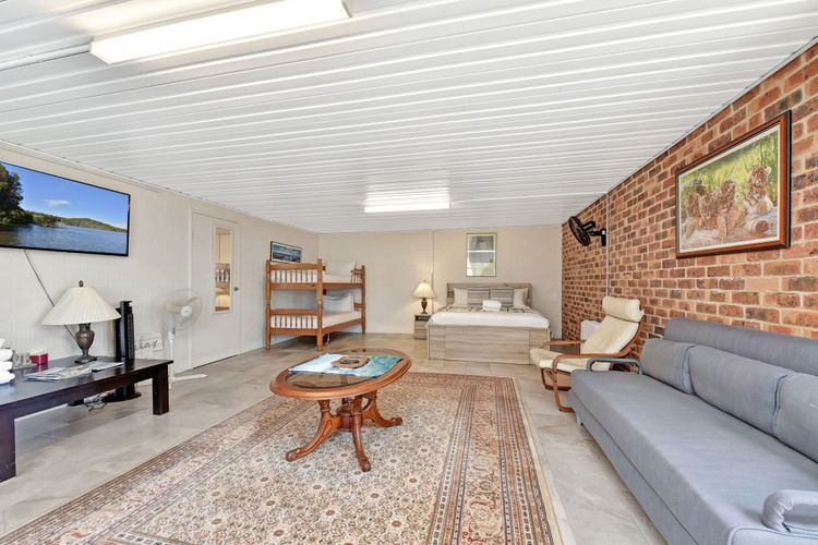 Noble Willow Studio Lovedale. A Cosy Unique Wine Country Refuge