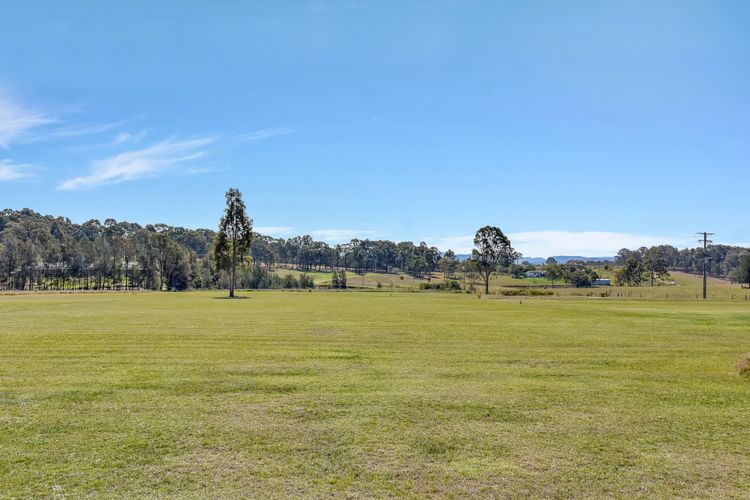 Noble Willow Studio Lovedale. A Cosy Unique Wine Country Refuge