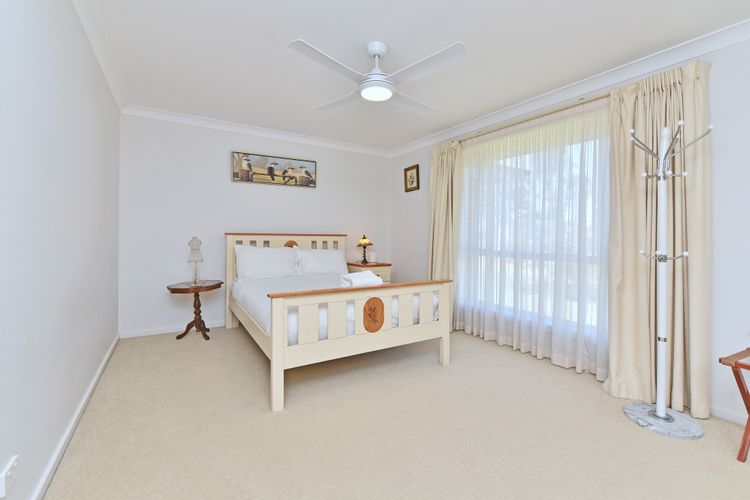 Noble Willow Estate Lovedale. Super Spacious, with views and pool