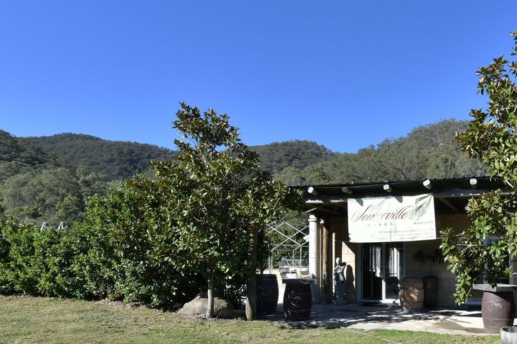 Somerville Wine Cottage Hideaway 3-Bedroom Cottage Near Broke Wineries