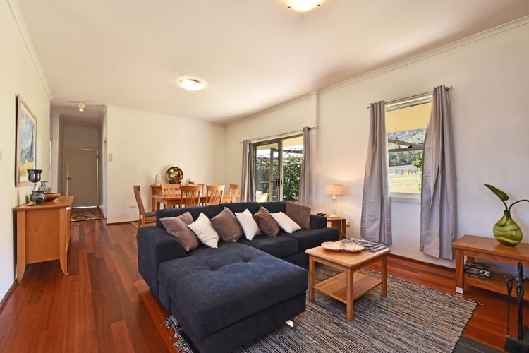 Somerville Wine Cottage Hideaway 3-Bedroom Cottage Near Broke Wineries