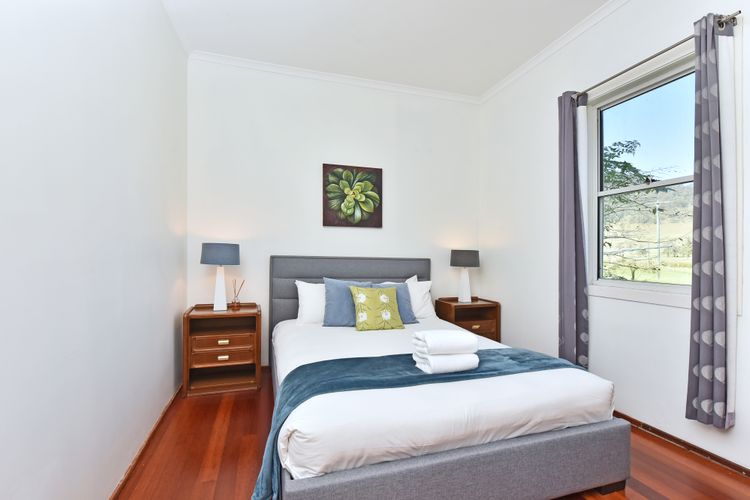 Somerville Wine Cottage Hideaway 3-Bedroom Cottage Near Broke Wineries