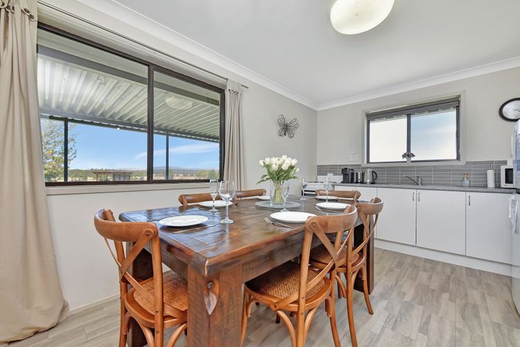 Clydesdale Cottage on Talga with real Clydesdale Horses