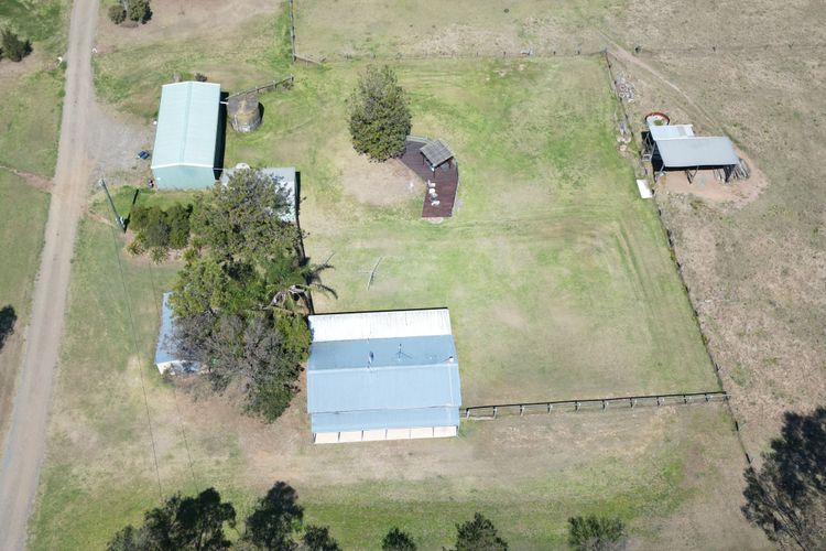 Clydesdale Cottage on Talga with real Clydesdale Horses