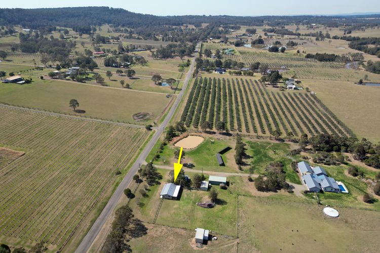 Clydesdale Cottage on Talga with real Clydesdale Horses