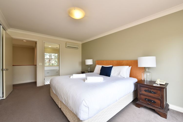 Villa 3br Syrah Villa located within Cypress Lakes Resort