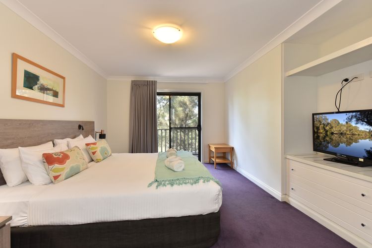 Villa 3br Syrah Villa located within Cypress Lakes Resort