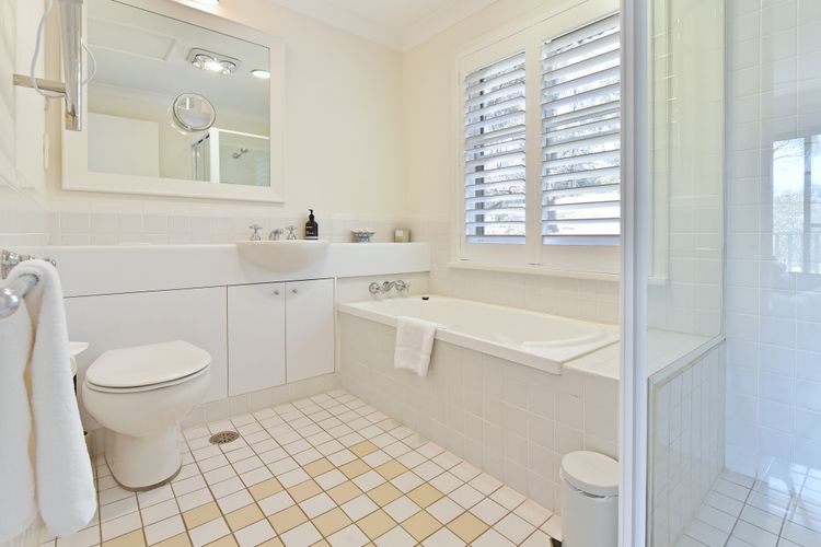 Villa 2br Heafy Lodge Villa located within Cypress Lakes Resort