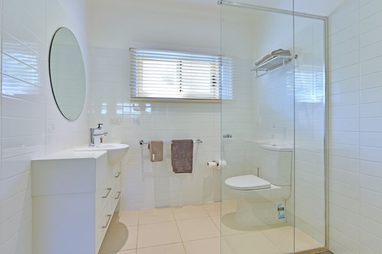 Bathroom- toilet, shower and vainty