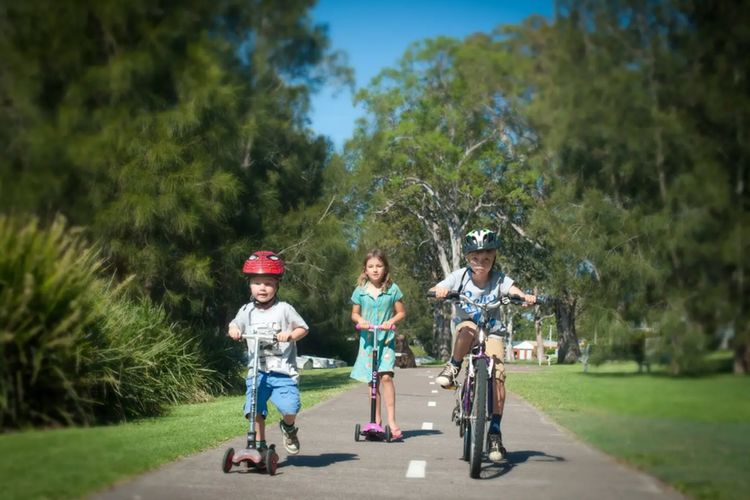 Wangi Lakehouse – renovated Lake Macquarie lakefront Location