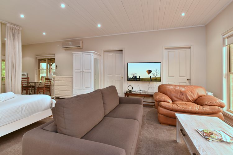 King Retreat Estate – close proximity to Bimbadgen and Hope Estate concerts