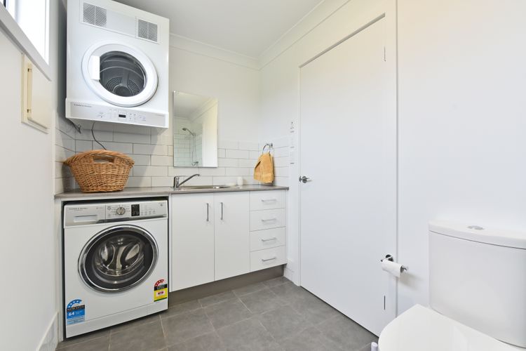 Kinloch Cottage Stunning Stay on Daisy Hill Vineyard