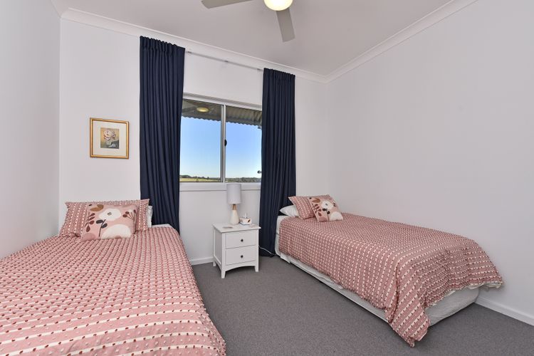 Kinloch Cottage Stunning Stay on Daisy Hill Vineyard