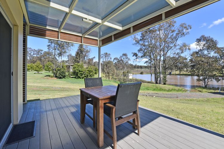 Ironbark Hill Spa Bath Villa 4 – Novato