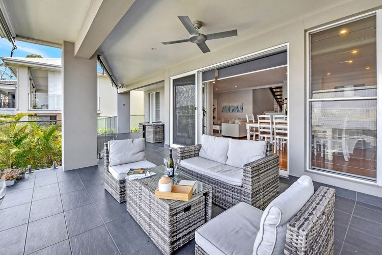 Lakehouse at Fishing Point – Absolute Waterfront & Pool