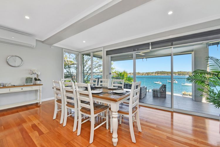 Lakehouse at Fishing Point – Absolute Waterfront & Pool