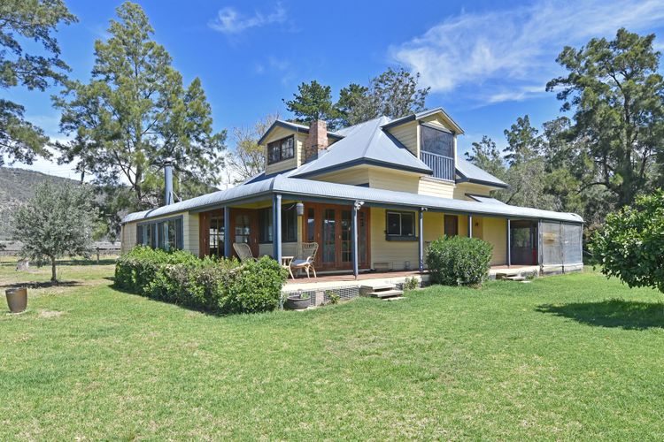 Soldiers Cottage Picturebook Vineyard Oasis