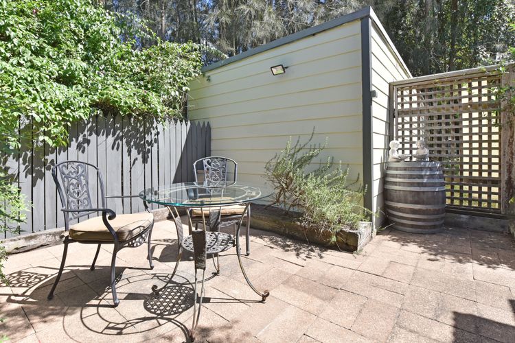 Olive Grove 1 Studio with Wifi in Central Vineyard Area