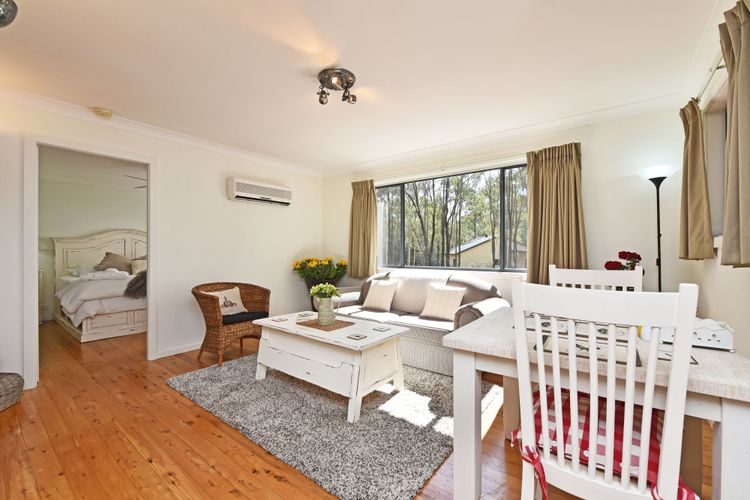 Olive Grove 3 Cottage with Wifi in Central Vineyard Area