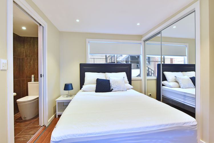 The Boat House – Absolute Waterfront 3br + Jetty