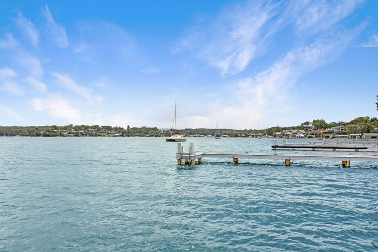 Sealand Lake House – Premium Lake Macquarie Accommodation