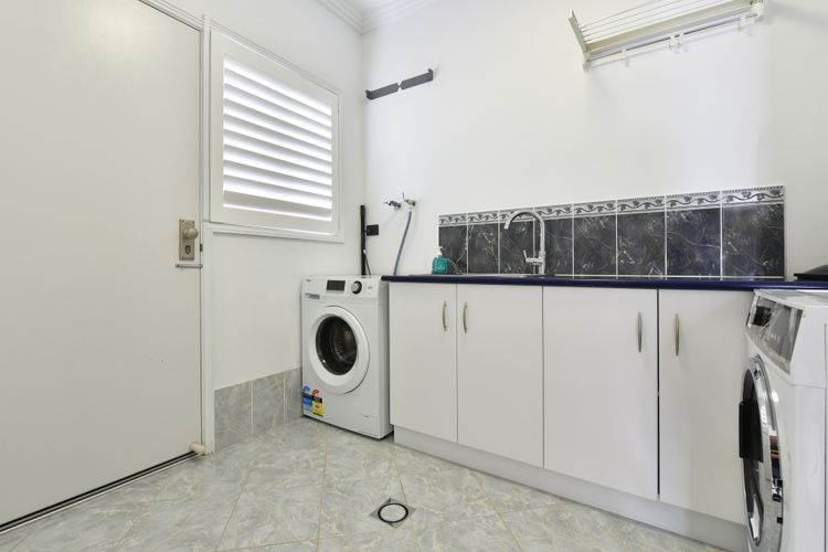 Sealand Lake House – Premium Lake Macquarie Accommodation