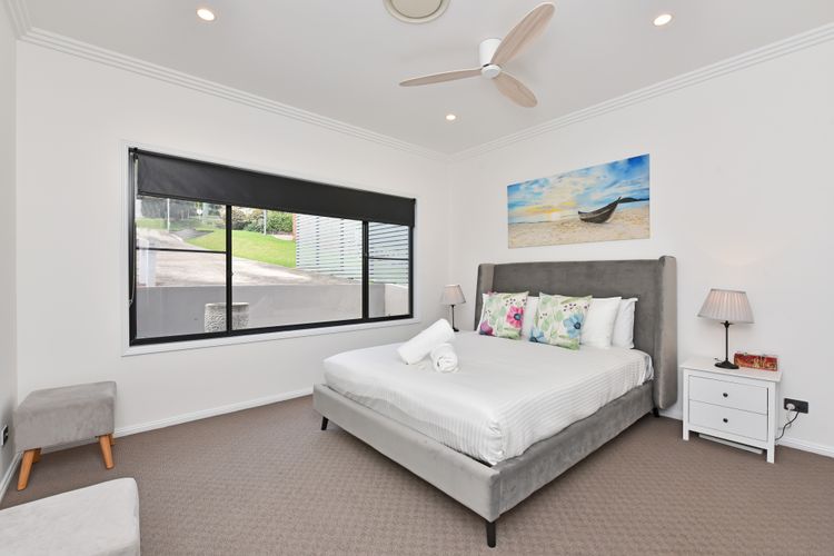 Sealand Lake House – Premium Lake Macquarie Accommodation