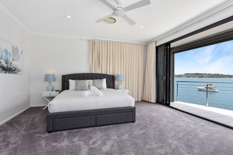 Sealand Lake House – Premium Lake Macquarie Accommodation