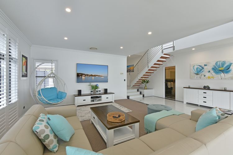 Sealand Lake House – Premium Lake Macquarie Accommodation