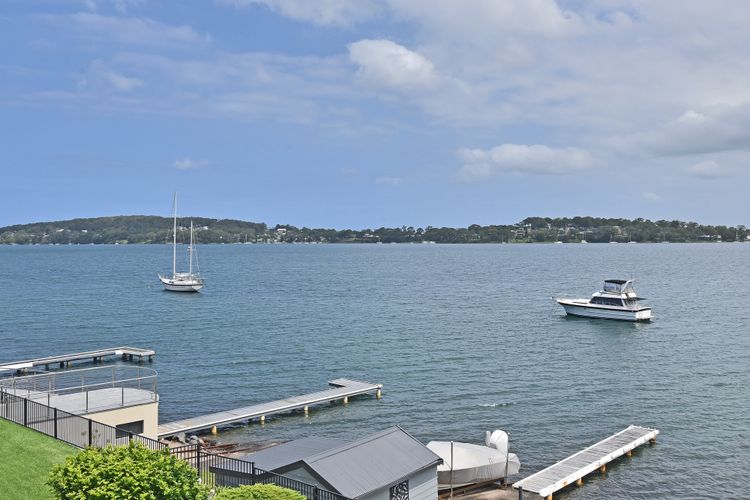 Sealand Lake House – Premium Lake Macquarie Accommodation