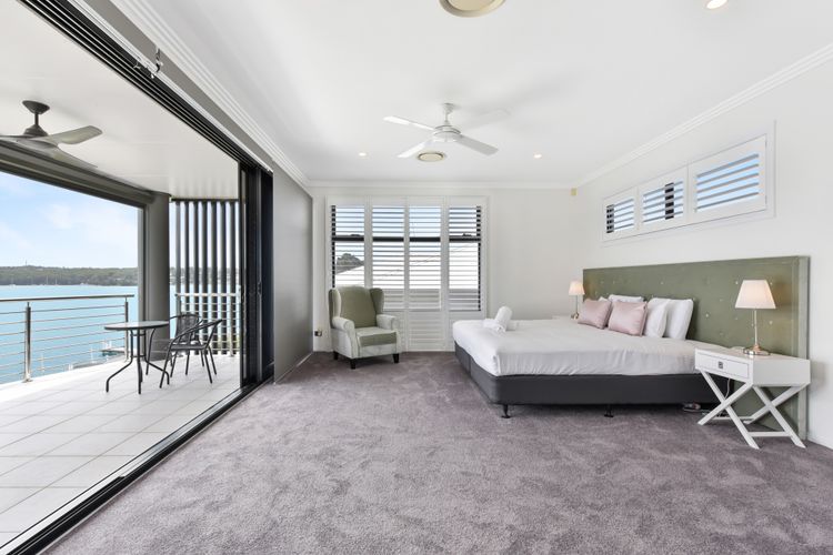 Sealand Lake House – Premium Lake Macquarie Accommodation