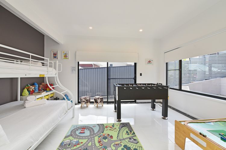 Sealand Lake House – Premium Lake Macquarie Accommodation