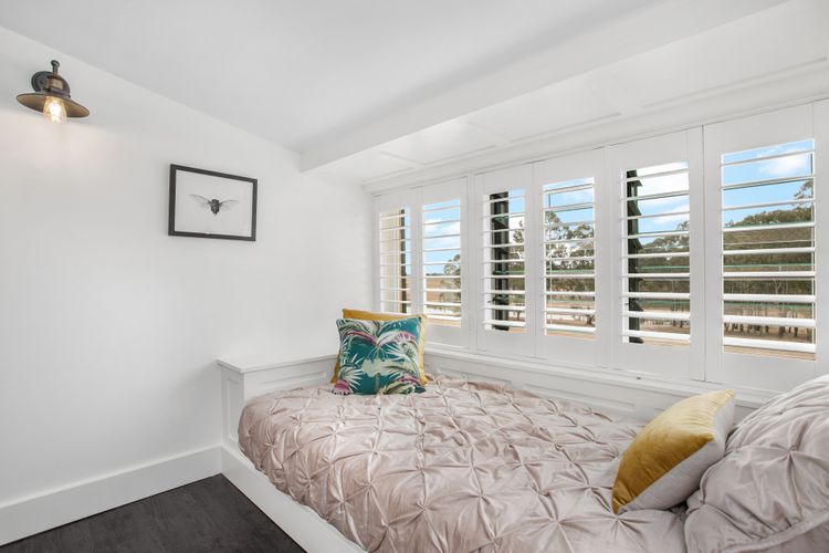 Daybed to relax in with amazing views!