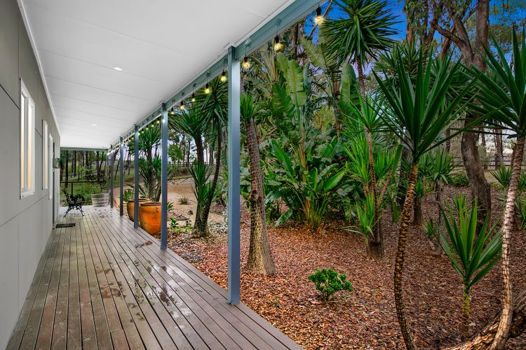 Countryside home with amazing views!