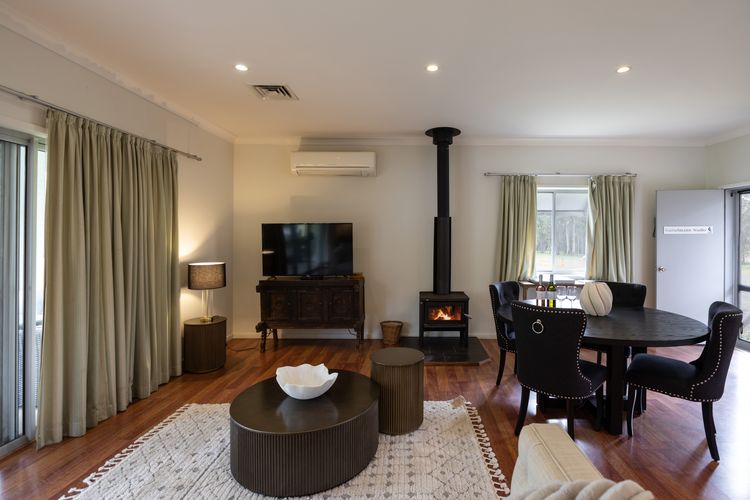 Gartelmann Studio @ Gartelmanns Wines walk to The Deck Cafe + Wine tasting