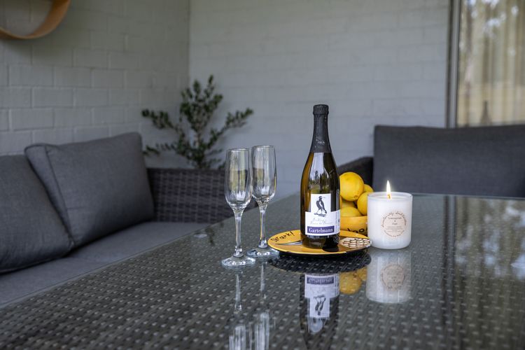 Gartelmann Studio @ Gartelmanns Wines walk to The Deck Cafe + Wine tasting