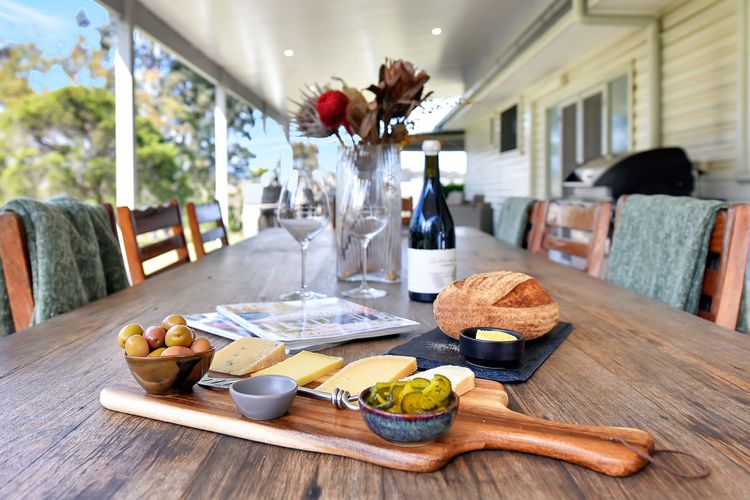 Glandore Estate Vineyard Homestead – Home to a Vibrant Onsite Cellar Door