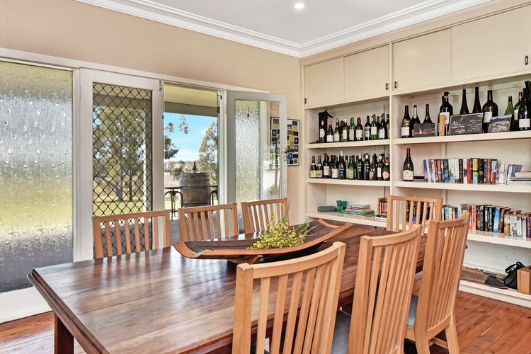 Glandore Estate Vineyard Homestead – Home to a Vibrant Onsite Cellar Door