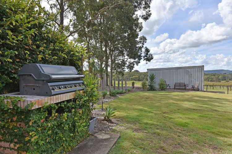 Palmers Lane On Vineyard Homestead