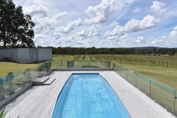 Palmers Lane Vineyard Estate and Retreat with Pool offers a large 6br home and 2br cottage