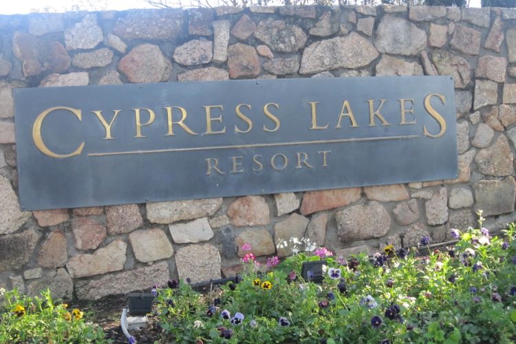 Villa 2br Pinot Grigio Villa located within Cypress Lakes Resort