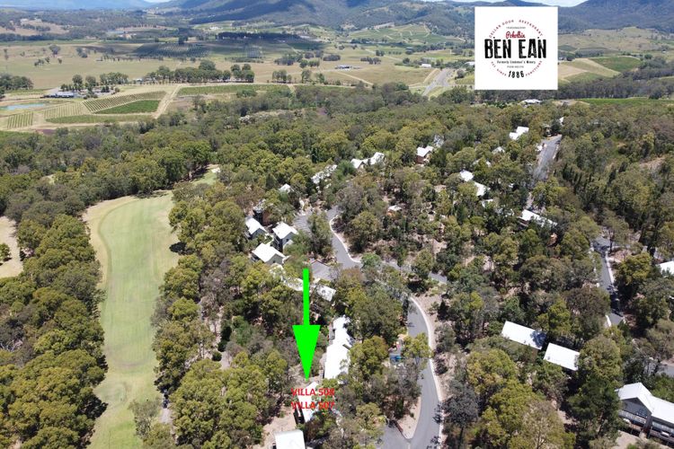 Villa 2br Pinot Grigio Villa located within Cypress Lakes Resort