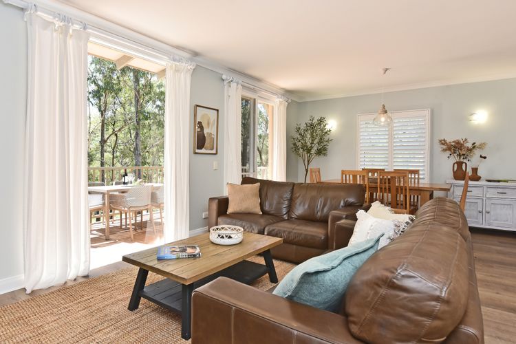 Villa 2br Pinot Grigio Villa located within Cypress Lakes Resort